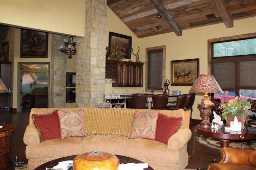Flying Bear Ranch, Alto (foto 9)