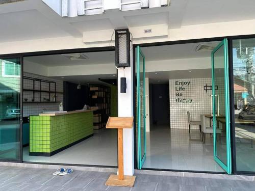 อาหารและเครื่องดื่ม, กะตะ พอชเทล ภูเก็ต (Kata Poshtel Phuket) in กะตะ