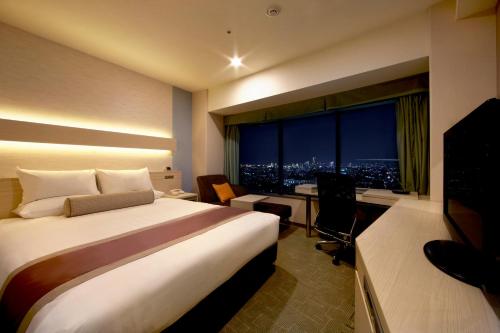 room detail thumbnail 1