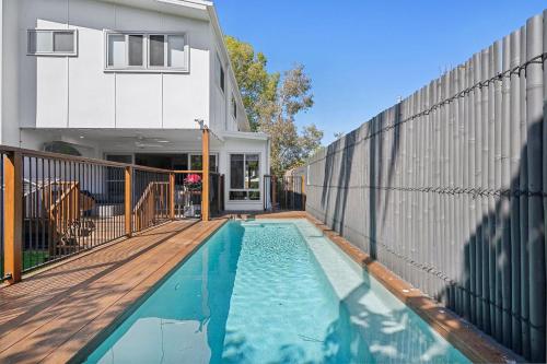2 - 8 Pandanus, Beautiful townhouse walking distance to beach, Mudjimba