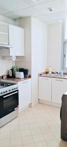 Luxury One Bedroom Apartment In Dubai Marina, Dubai (Foto 10)