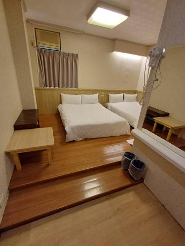 Long Cherng Hotel – Luodong, WV