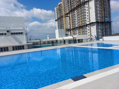 Faeyz Homestay Seri Serindit - Tap to explore photos