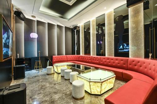 Star Holiday Suites - image 3