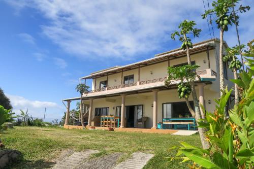 المرافق, Lakaz Roussette - Large 4BR Villa with King Beds in Roche Bon Dieu