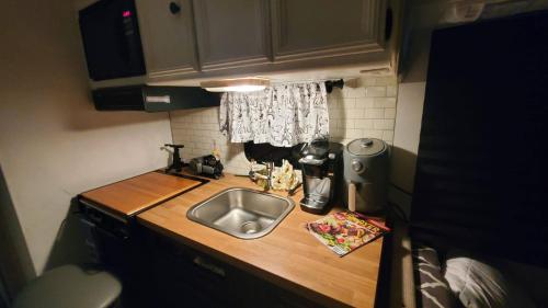 Létesítmények, Camper Apt DE Sleeps 3 in Dover (DE)