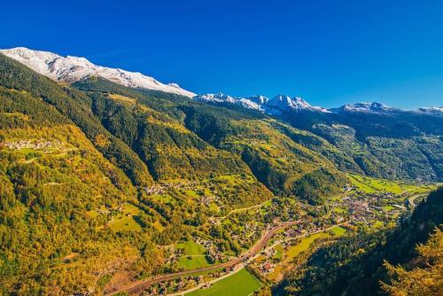 LA CA NOVA. South Switzerland cozy gate away. in Faido