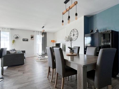 Lovely Apartment Disneyland Paris - Rentaway BnB in Montevrain
