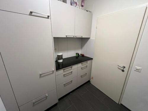 Modernes City Studio Top Lage & Self Check-in, Basel (Foto 5)
