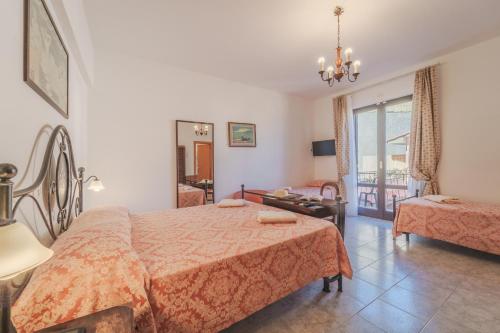 Hotel Lo Scirocco - image 10