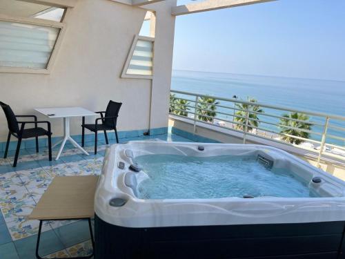 Bañera de hidromasaje, Hotel Ancora in Salerno