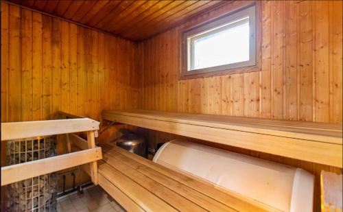 Сауна, Keskikallio in Соткамо