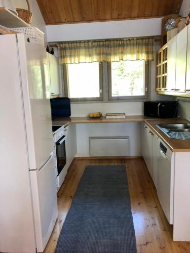 Keskikallio in Соткамо