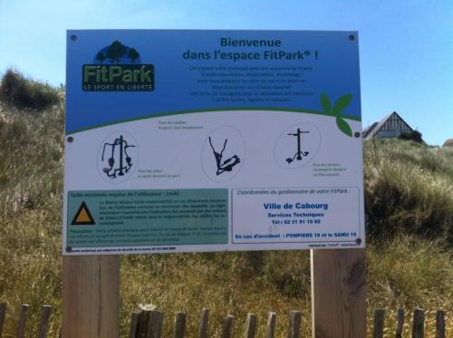 NICE FLAT 400 m FROM BEACH & CENTER - image 13