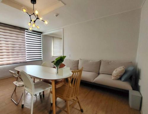 SeoulhouseJamsil,풀옵션,신규오픈,3룸,2화장실,넓은거실,4인쇼파,8인식탁,잠실,롯데월드,롯데타워,코엑스비즈니스,KSPO DOME,종합운동장,아산병원,삼성병원,강남성형외과, Soul (fotografie 6)