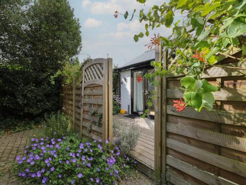 Exterior view, 2 Welford Barns in Fordingbridge