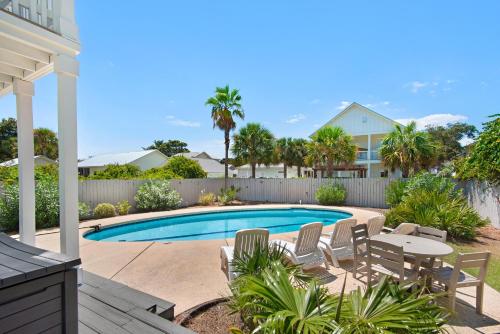 Wildwood Cottage by RealJoy - image 9