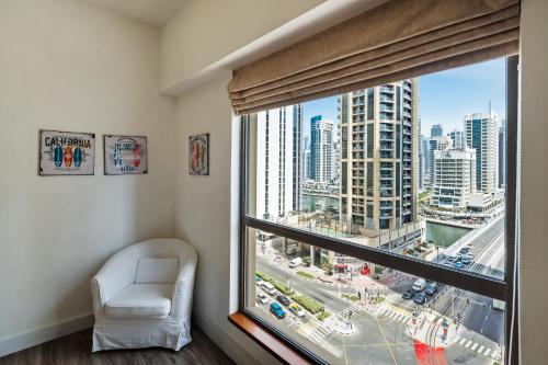 La Buena Vida Holiday Homes - Deluxe, very spacious 5 Bedroom plus maidroom in Best location of JBR, Near to Beach, Marina and Tram station, Dubaj (fotografie 10)