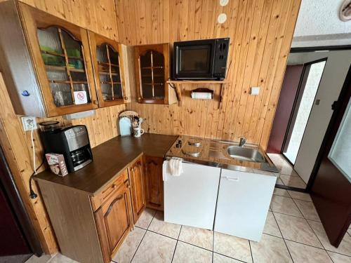 ห้องครัว, Apartmány Merkel (Apartmany Merkel) in เวลกาเวส