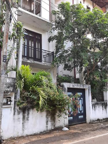 De Blue Marayan in Kurunegala
