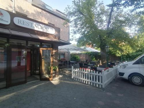 Exterior view of zum kleinen Reichstag