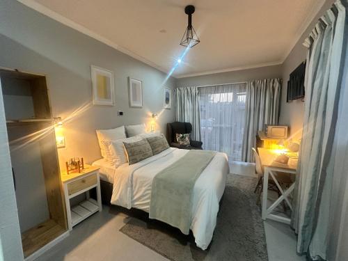 Cozy Hide, East London