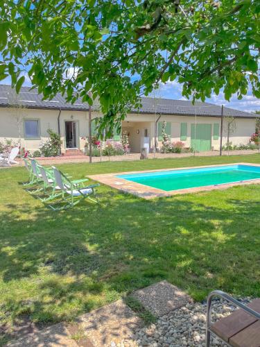 The Rose Farm, mini parties, accommodation, pool, playground, bbq