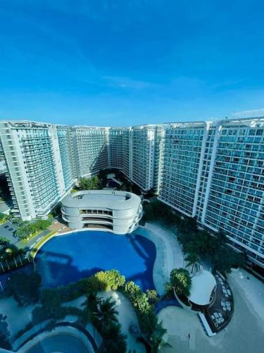 Azure Urban Resort Residences