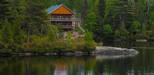 . Auberge La Tanière