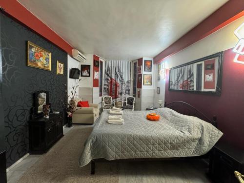 Double Room image 4