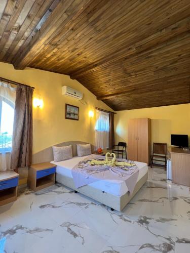 Paradise Chernomorets in Černomoretsa