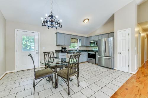 Pet-Friendly Conover Home 7 Mi to Downtown Hickory in Conover, USA