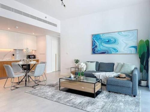 La Vie JBR Gorgeous One Bedroom Beach Access Panoramic Pool, Дубай (фото 4)