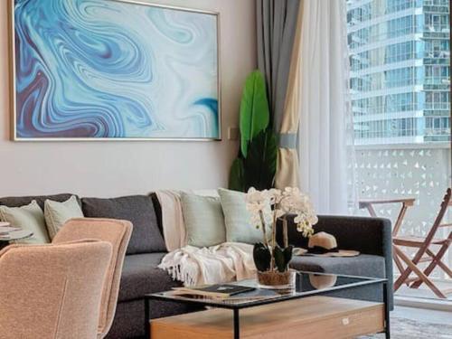 La Vie JBR Gorgeous One Bedroom Beach Access Panoramic Pool, Дубай (фото 9)