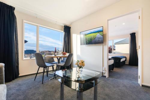 Daffodil Motel near โมนาวาเล