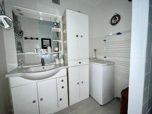 Apartment image 3