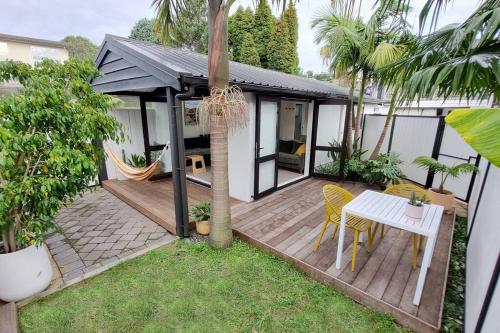 Azores Harbourside Studio - private self contained unit, Tauranga