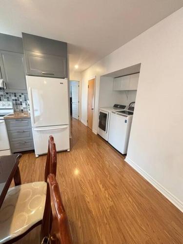Apartment with a Balcony and Free Parking in Saint-Hyacinthe