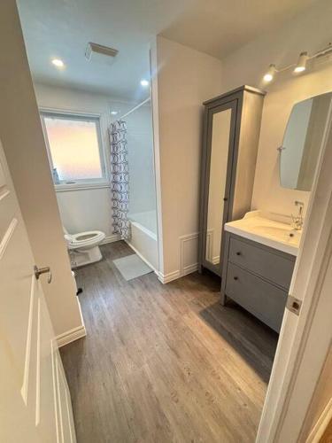 Apartment with a Balcony and Free Parking in Saint-Hyacinthe