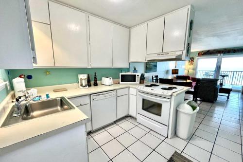 Harbor House B2 Condo - image 5