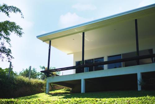 Takraw Rim Kwae in Chong Sadao