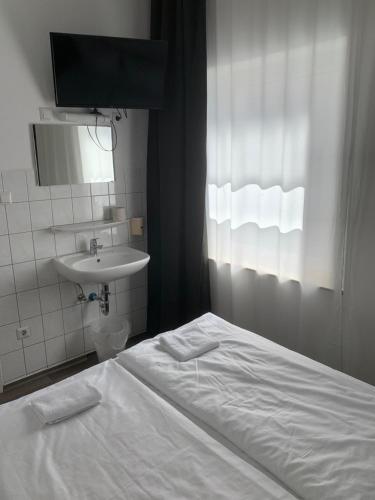 Hotel Bee Fang – Hamburg, DC