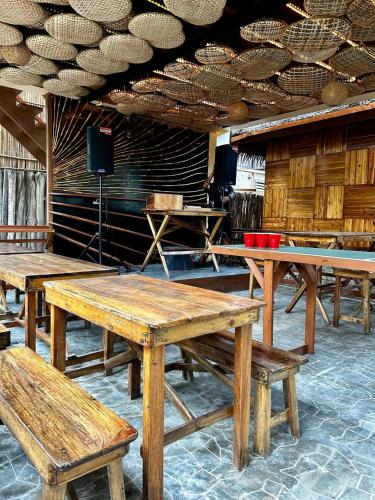 Islanders Hostel Port Barton - 바/라운지
