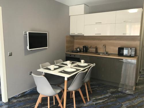 Marina Beach Apartments Pomorie in โพโมรี