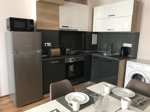 Marina Beach Apartments Pomorie in โพโมรี