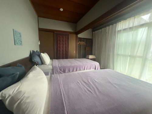 Retreat Guest House Surya - WOMEN's only - near Kawazu Nanadaru Waterfalls