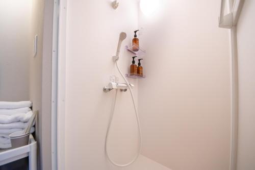Standard Double Room image 7