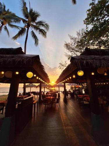Nang Thong Beach Resort 3