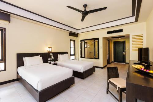 Nang Thong Beach Resort 5