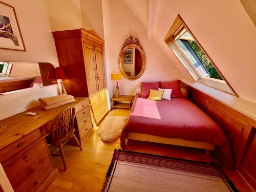 1 queen bed